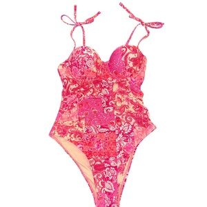 Cup She Island Fresco  - Pink Paisley One Piece Swimsuit